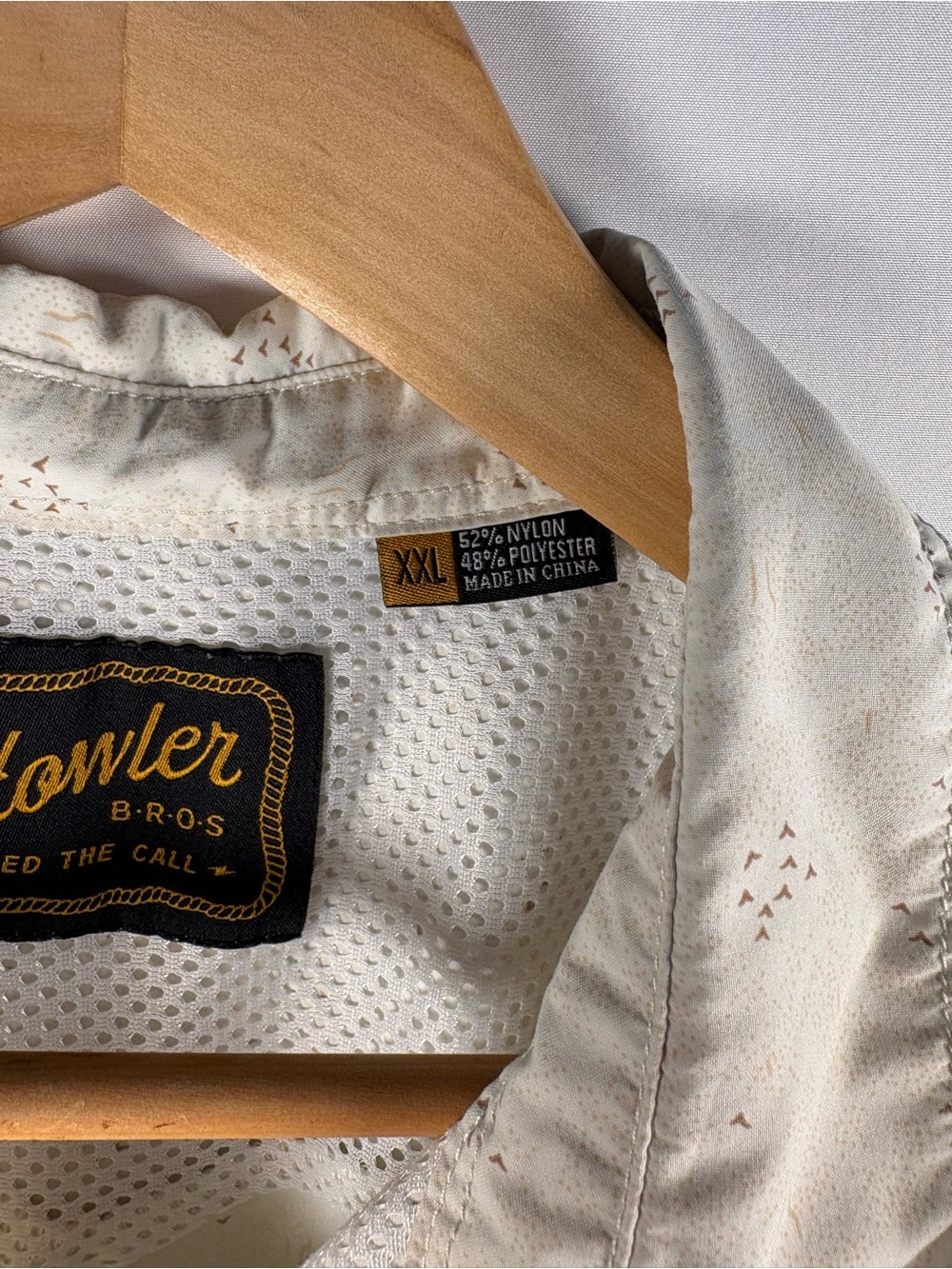 Howler Brothers Men's Pearl Snap Tech Shirt Wheat/Sand Bird/Geo Print Size XXL